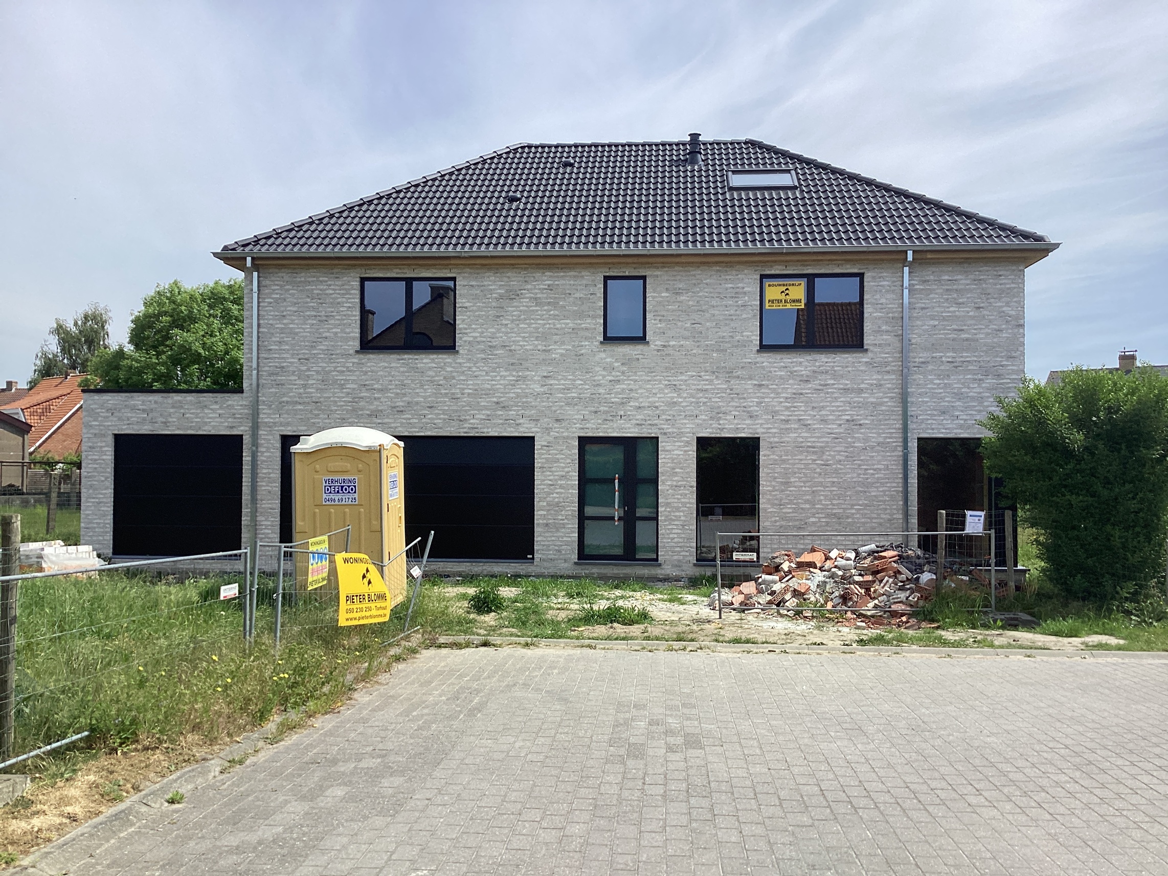 WONING DUDZELE