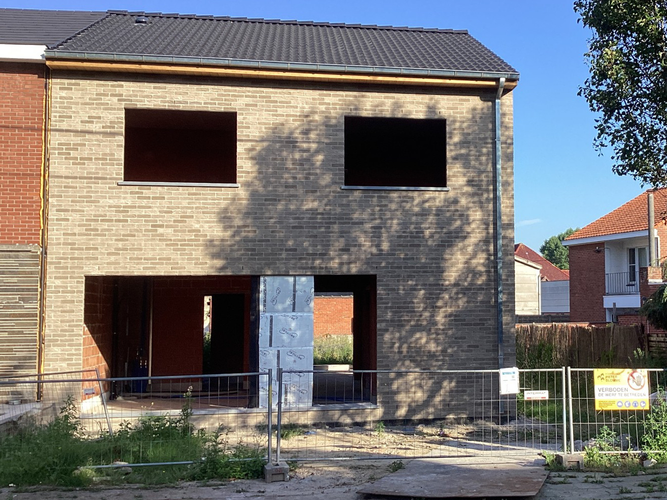 Halfopen bebouwing met 2 bouwlagen